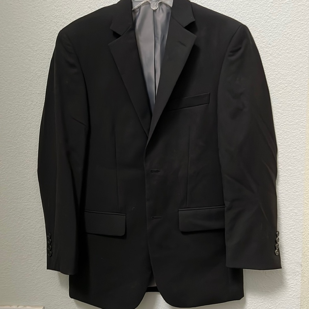 Men’s Wilke-Rodriguez Modern Fit Suit Jacket